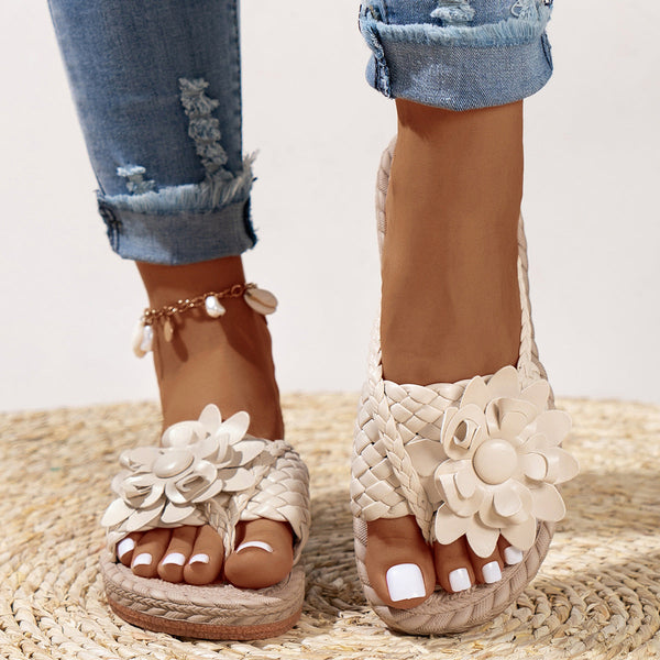 Blossom - Modische flache Damen-Sandalen mit Blumen