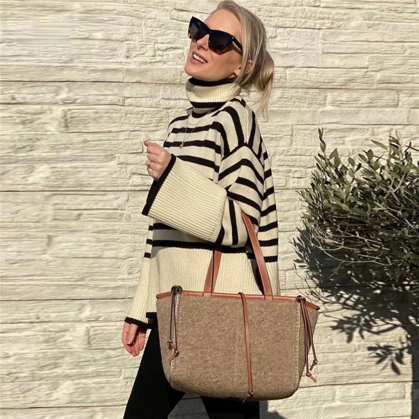 Wanda - Trendy Rollkragenpullover mit Streifen