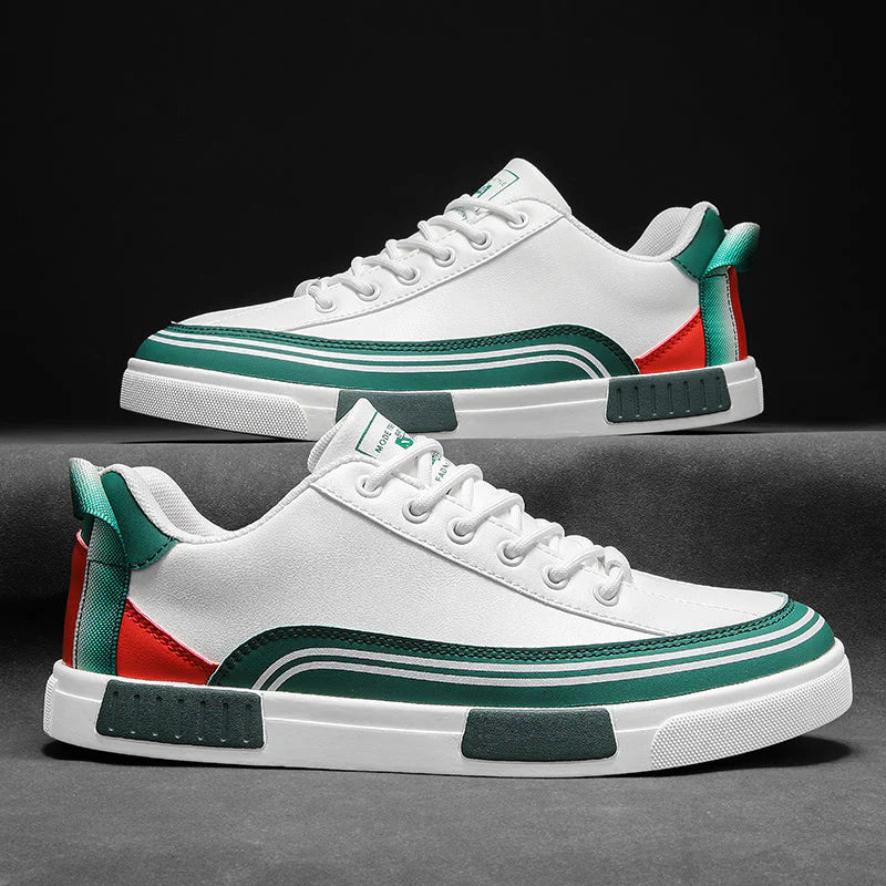 Herren-Slip-On-Sneaker mit gepolsterter Innensohle und Obermaterial aus Leder