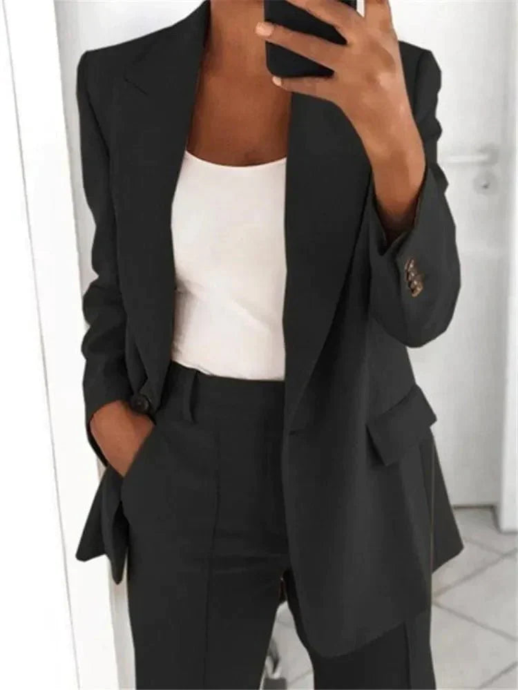 Xaveria – Zweiteiliger Blazer-Anzug für Damen