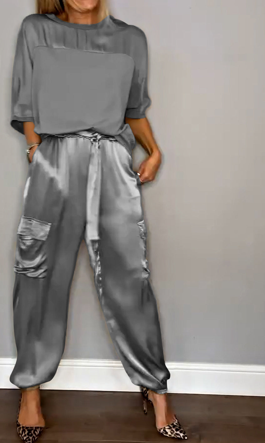 Paula - Chic Two-Piece Elegance Set