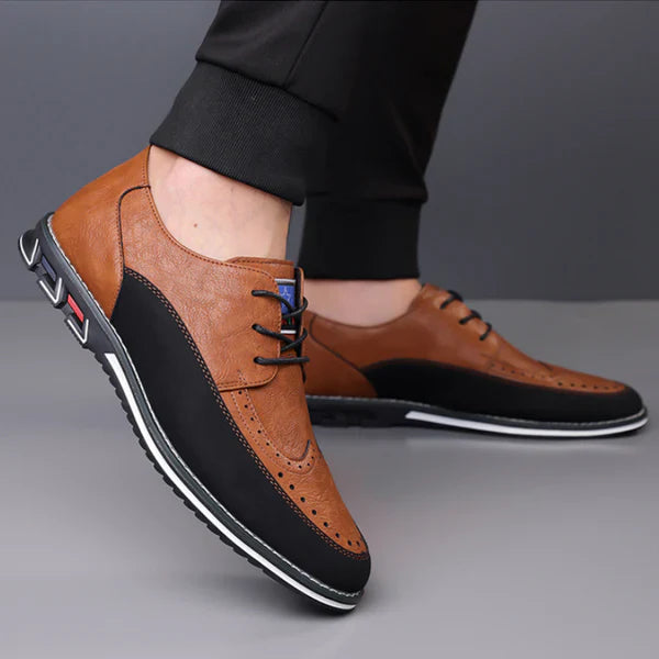 Herren-Lederschuhe mit Brogue-Verzierung und Gummisohle