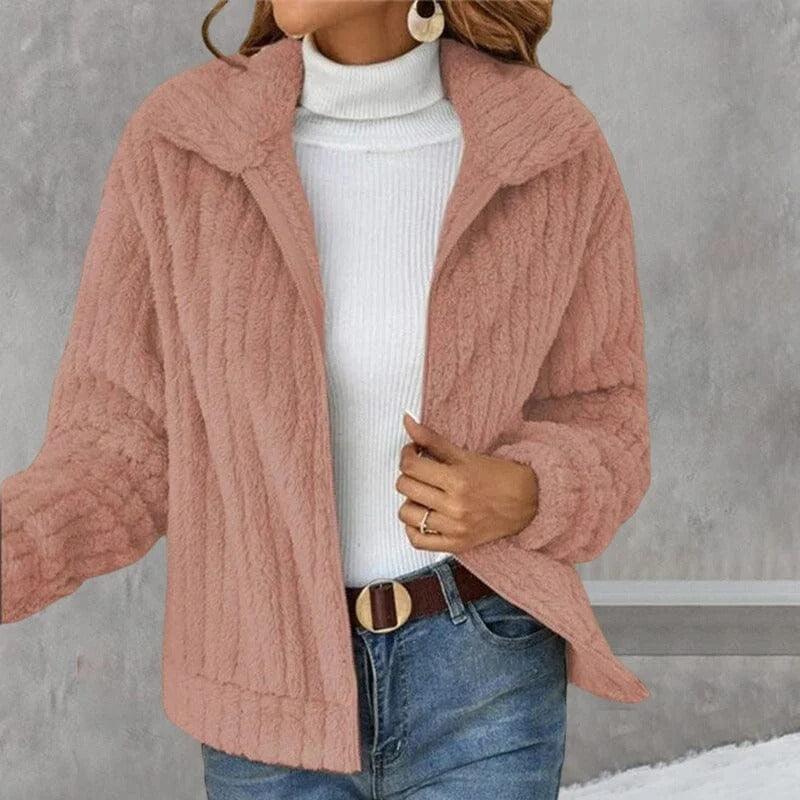 PlushLux™ - Gekürzte Plüsch-Strickjacke mit Aufschlägen