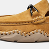 Herren-Wildleder-Slipper mit Handnaht und Gummisohle