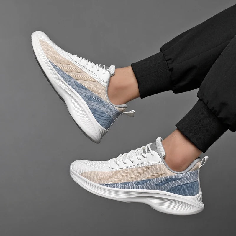 Sportliche Sneakers für Herren mit Mesh-Obermaterial und Gummisohle