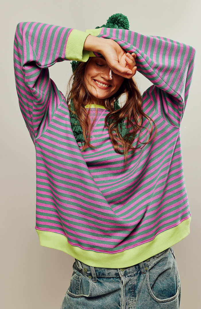 Valeria - Gestreifter Pullover in Übergröße