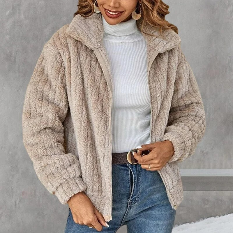 PlushLux™ - Gekürzte Plüsch-Strickjacke mit Aufschlägen