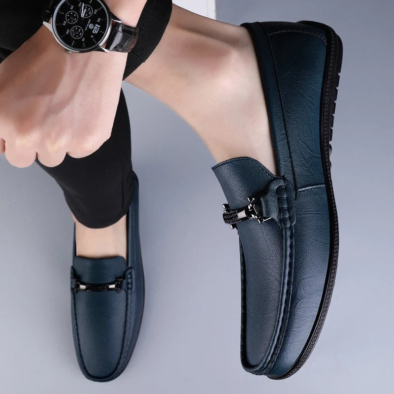 Herren Slipper aus echtem Leder mit metallischem Seildetail