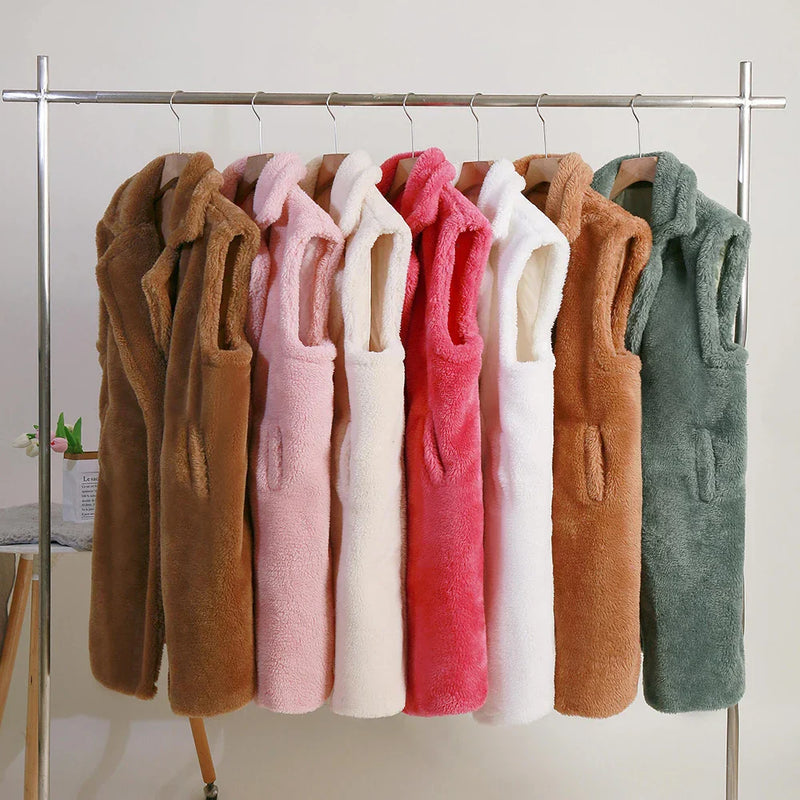 Ärmelloser Teddy Mantel für Damen
