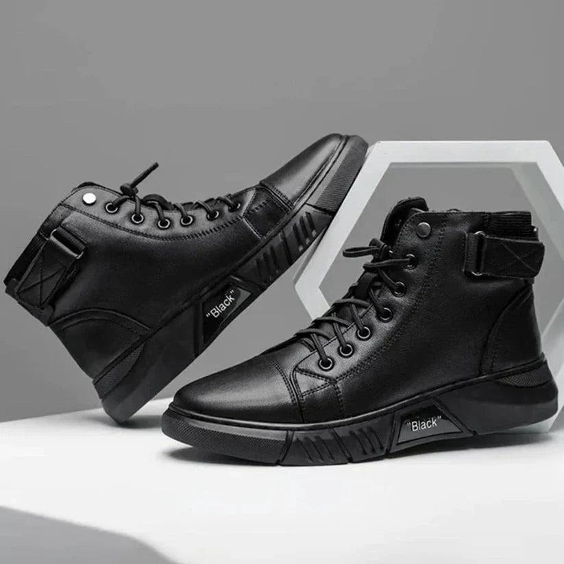 Cain - Schwarze stiefel