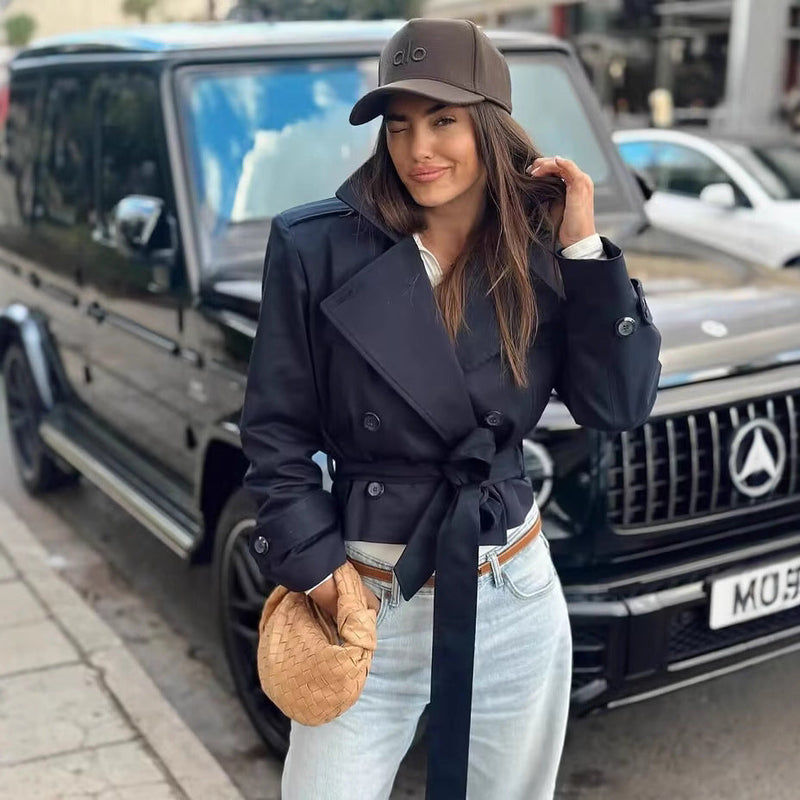 Damenweste mit Doppelknopfleiste und verstellbarem Gürtel