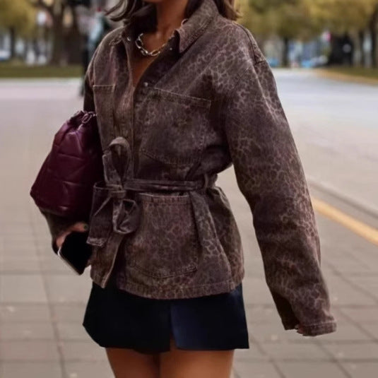 Denim Jacke mit Taillengürtel und Animal Print für Damen