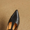 Damen-Lederpumps mit spitzer Zehenpartie und T-Riemchen