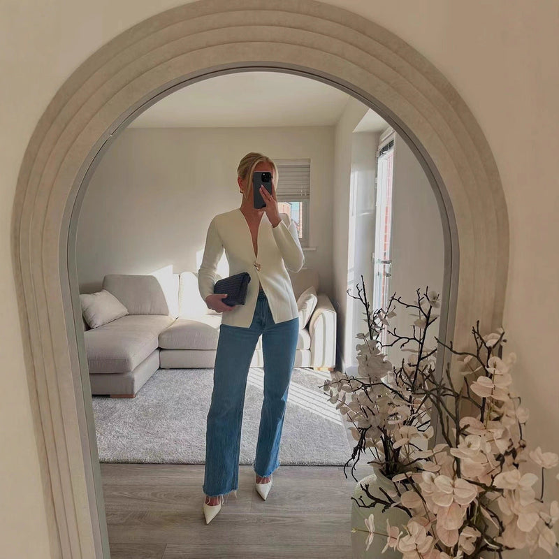 Elegante Strickjacke mit V-Ausschnitt für Damen