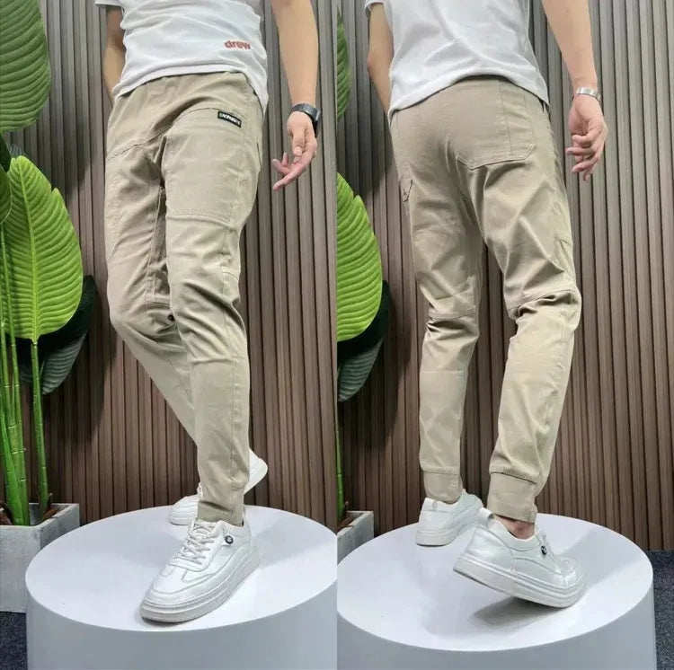 Fitting Cargo Pantsmit mehreren Taschen