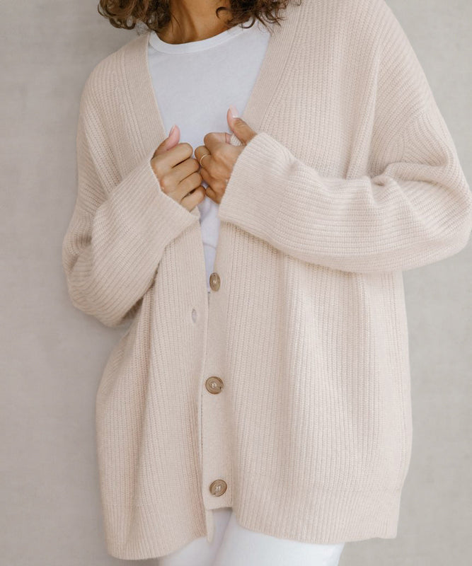 Gerippte Strickjacke für Damen in Plus Size