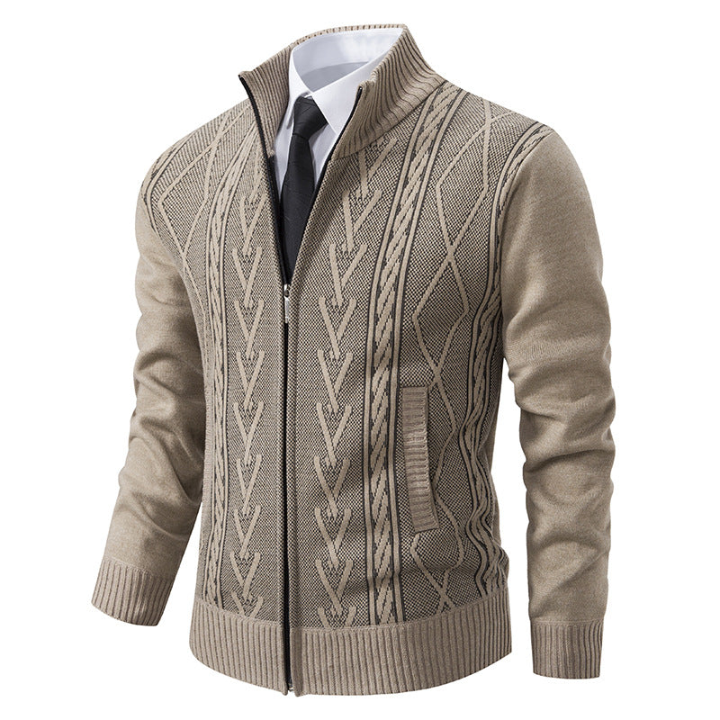 Herren-Cardigan mit Zopfmuster und Hohem Kragen