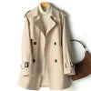 Klassischer Trenchcoat für Damen mit Gürtel