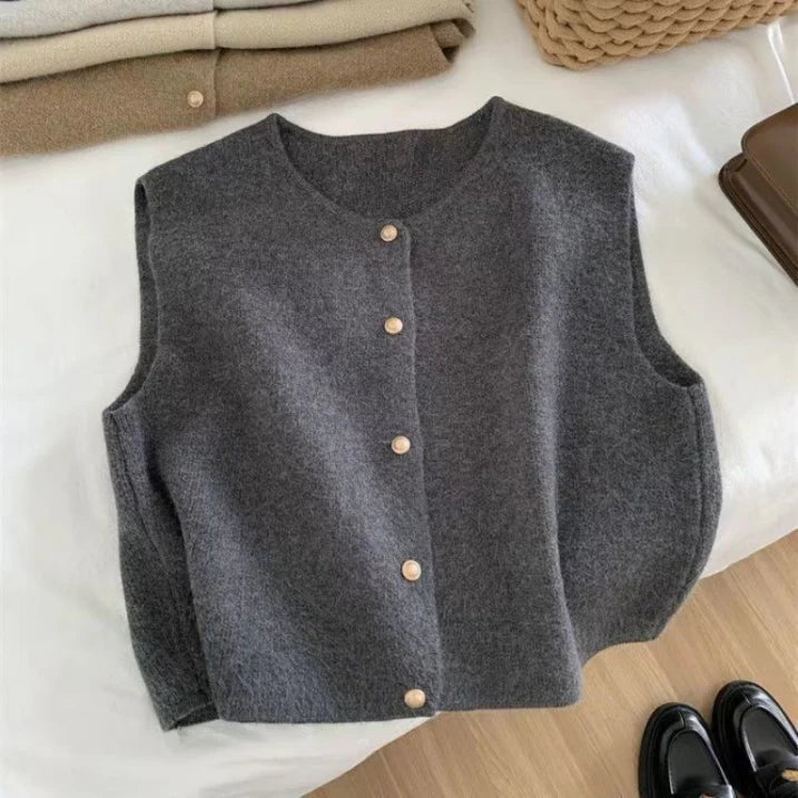 Kurze Strickjacke für Damen mit Ärmeln