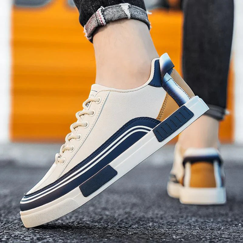 Herren-Slip-On-Sneaker mit gepolsterter Innensohle und Obermaterial aus Leder