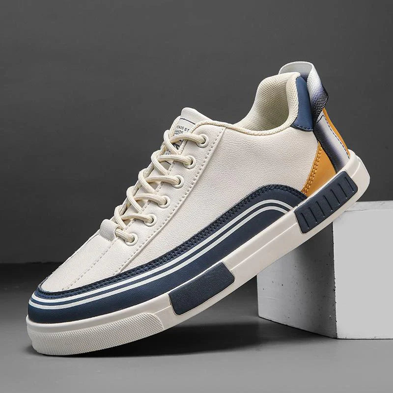Herren-Slip-On-Sneaker mit gepolsterter Innensohle und Obermaterial aus Leder
