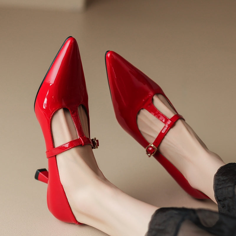 Damen-Schuhe aus echtem Leder mit T-Riemchen und Kitten-Heel