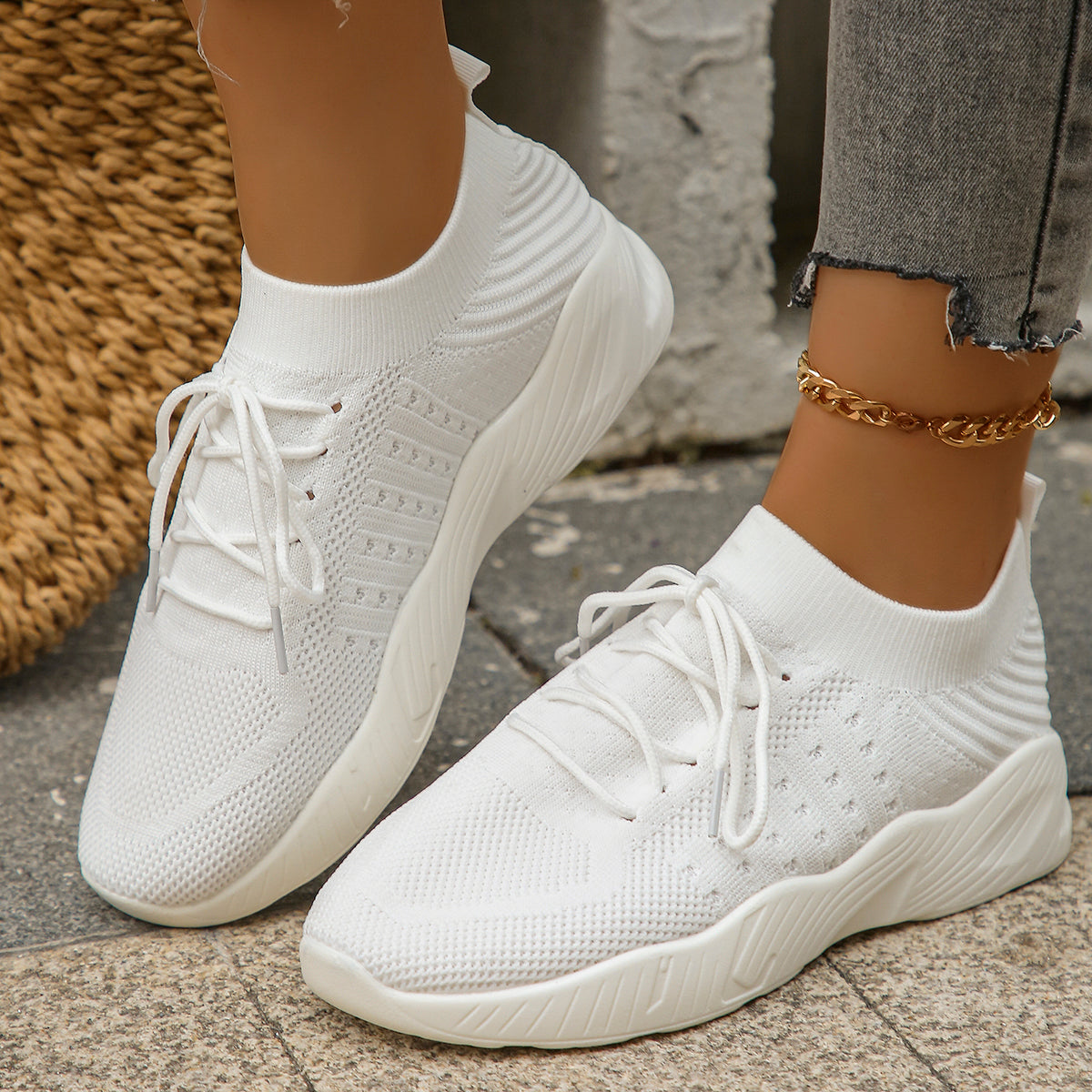 Damen-Stricksneaker mit gepolsterter Innensohle und Schnürverschluss