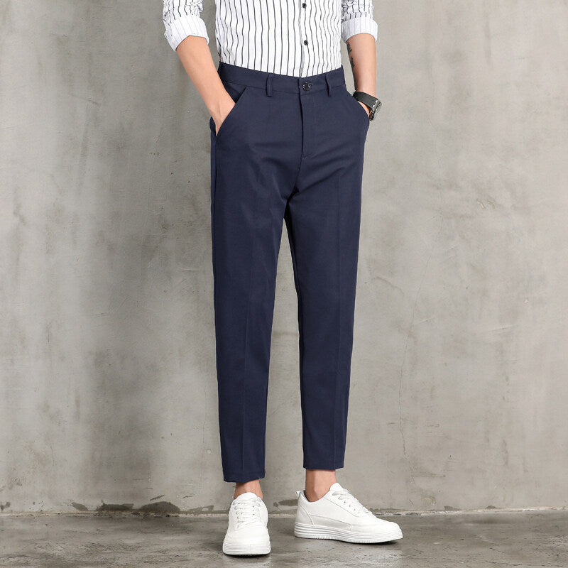 Moderne Slim-Fit-Chinohose mit Seitentaschen für Herren