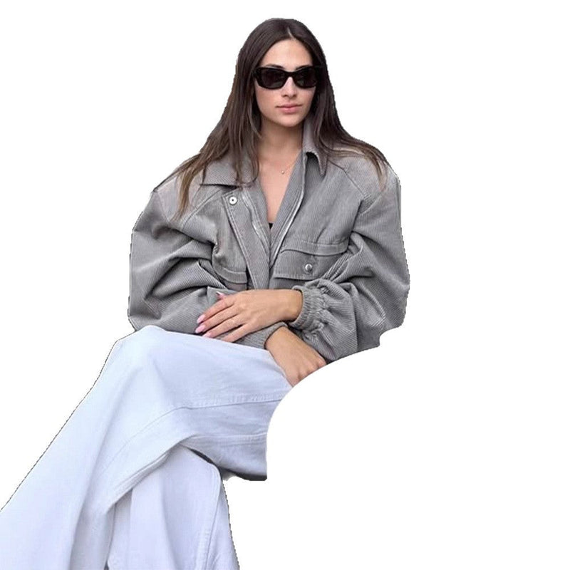 Übergangsjacke mit Druckknöpfen und Puffärmeln für Damen