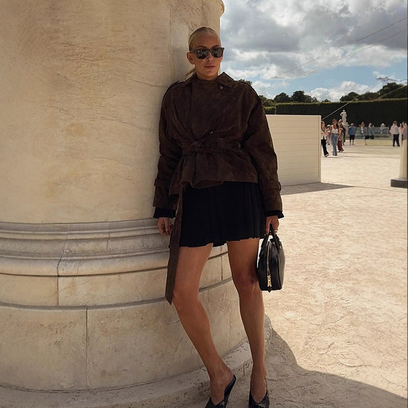 Modische Wildlederjacke mit Taillengürtel für Damen