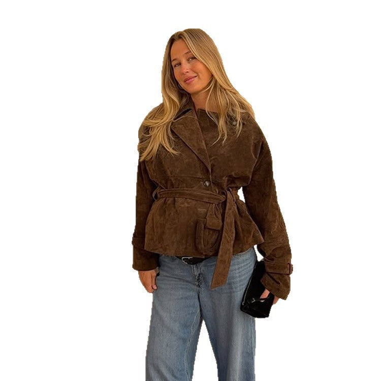 Modische Wildlederjacke mit Taillengürtel für Damen