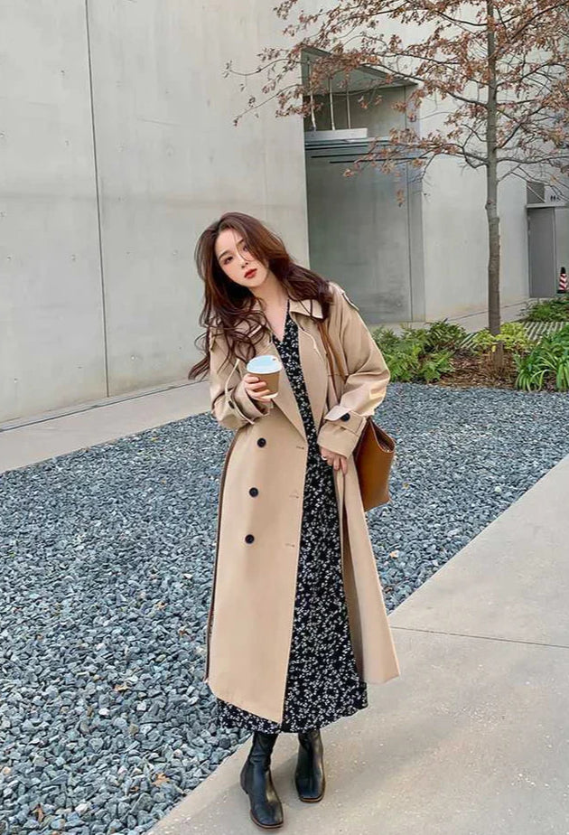 Carolyn - Langer trenchcoat mit doppelter knopfreihe