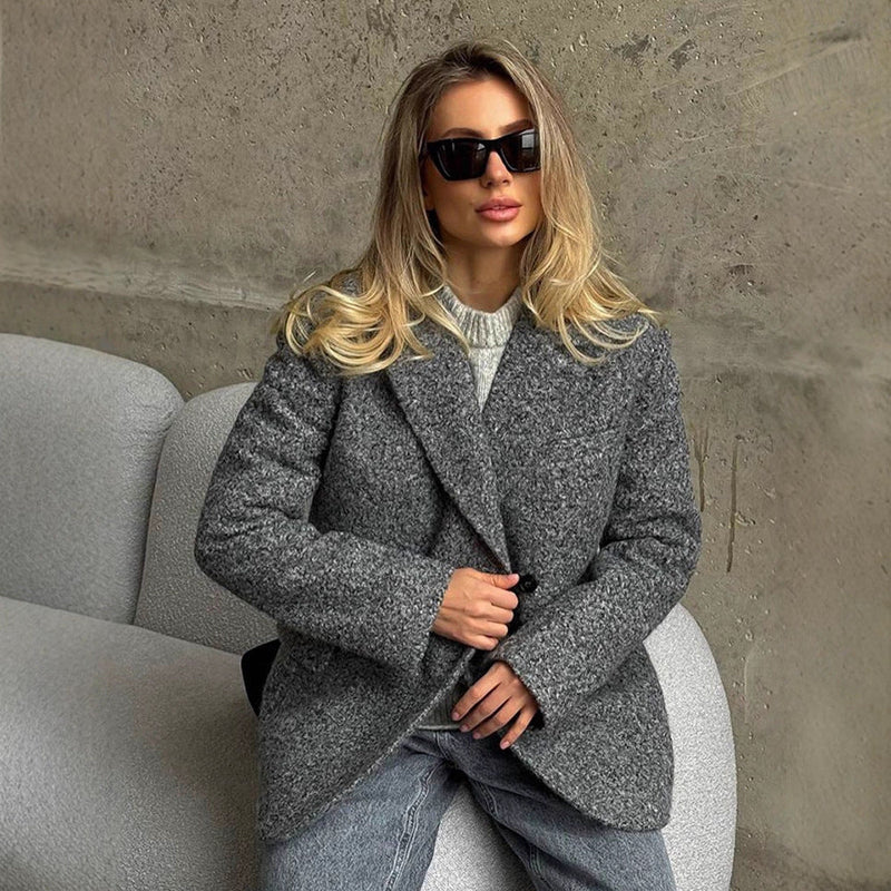 Oversized Wollblazer für Damen mit Knopfdetails