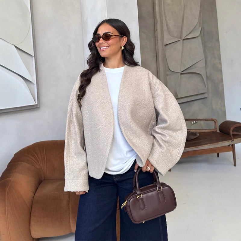 Oversized Wolljacke für Damen mit eleganten Details