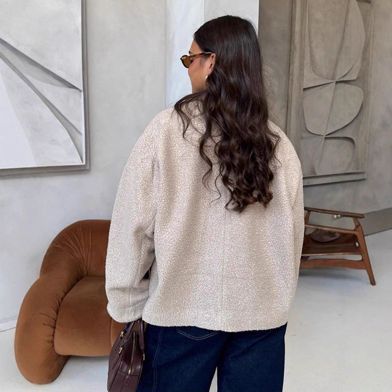 Oversized Wolljacke für Damen mit eleganten Details
