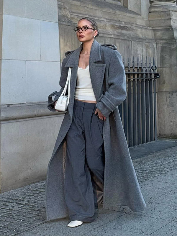 Oversized Wollmantel für Damen mit Knopfdetails