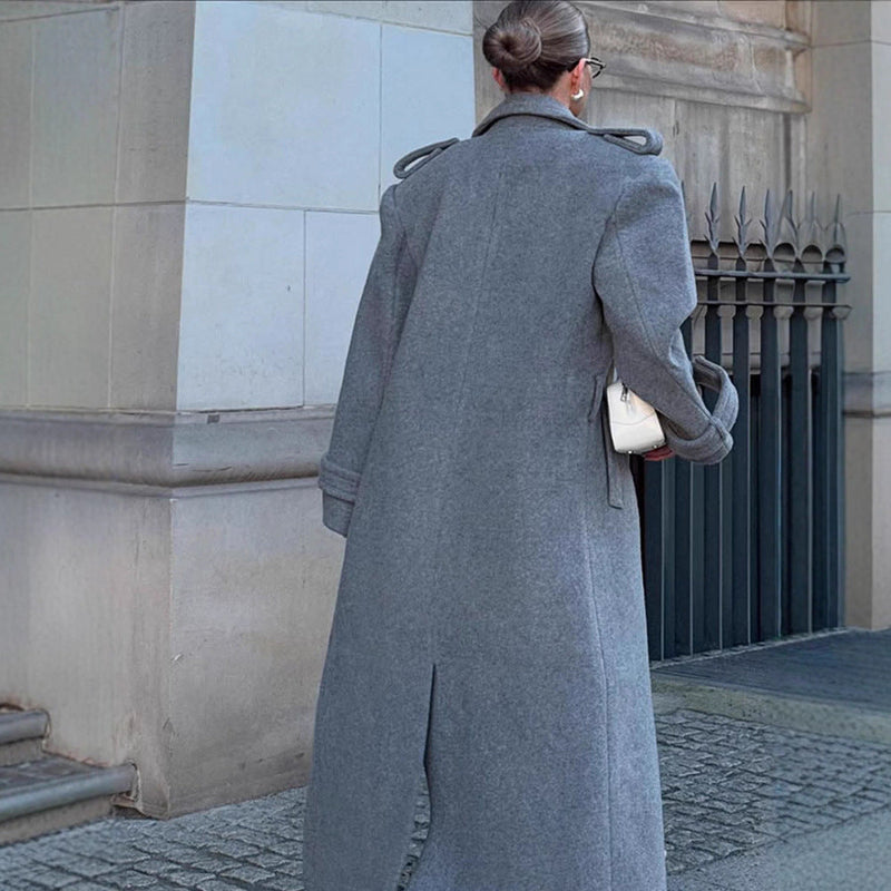 Oversized Wollmantel für Damen mit Knopfdetails