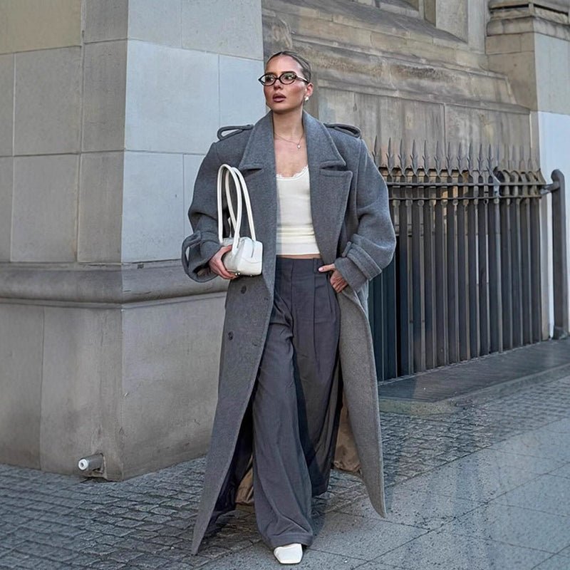 Oversized Wollmantel für Damen mit Knopfdetails