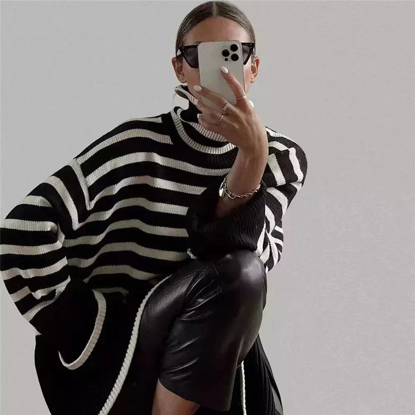 Wanda - Trendy Rollkragenpullover mit Streifen
