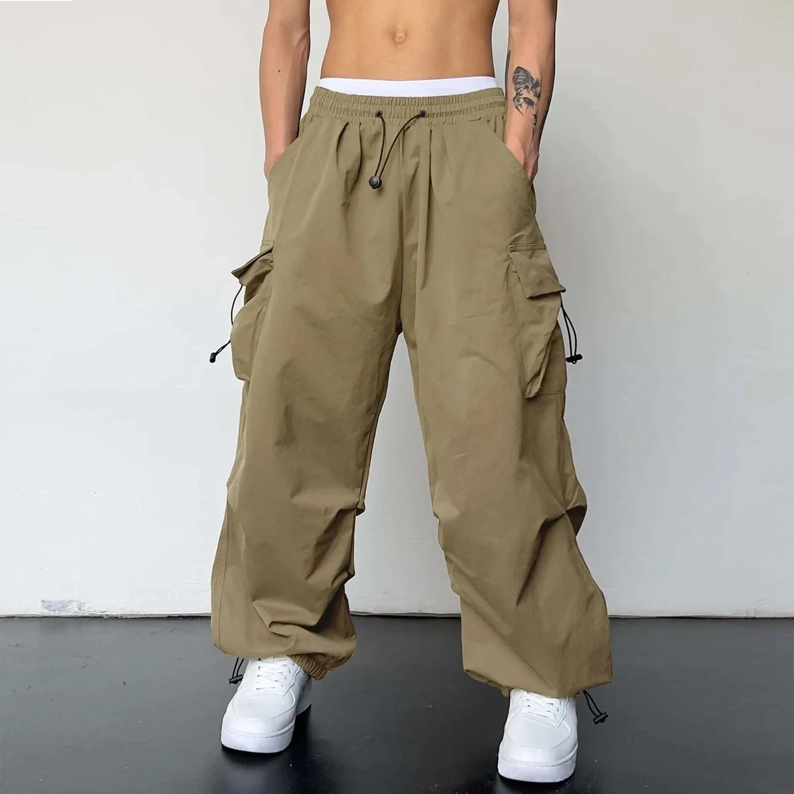 Herren Streetwear-Cargohose mit verstellbarem Bund und Beinabschlüssen