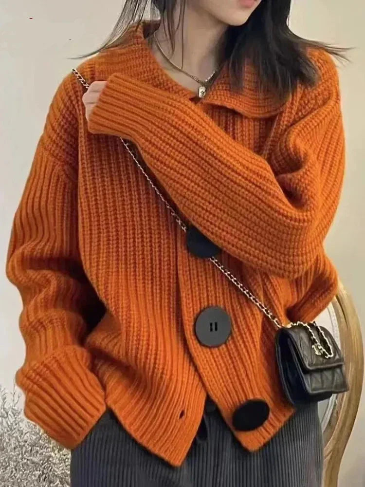 Lyra - Elegante strickjacke mit knopfverschluss