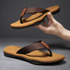 Herren-Sommer-Flip-Flops mit geflochtenen Riemen und Fußbett