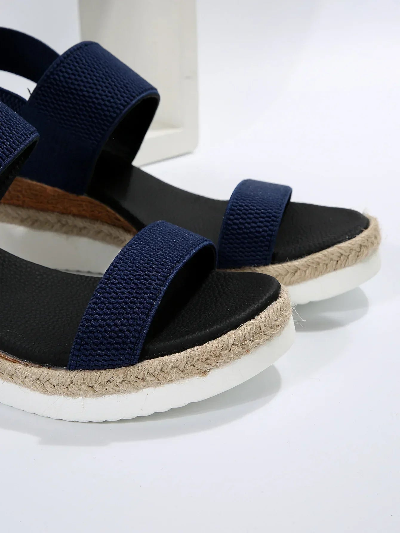 Damen Freizeitsandalen zum Hineinschlüpfen - Sommerlich mit bequemem Sitz