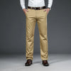 Herrenhose in klassischer Passform mit Stretchanteil und knitterfrei