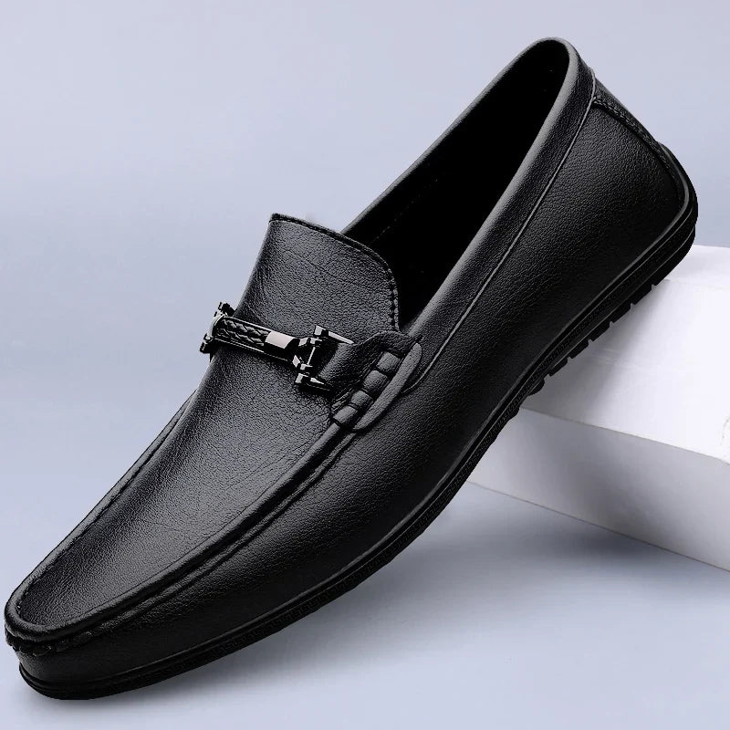 Herren Slipper aus echtem Leder mit metallischem Seildetail