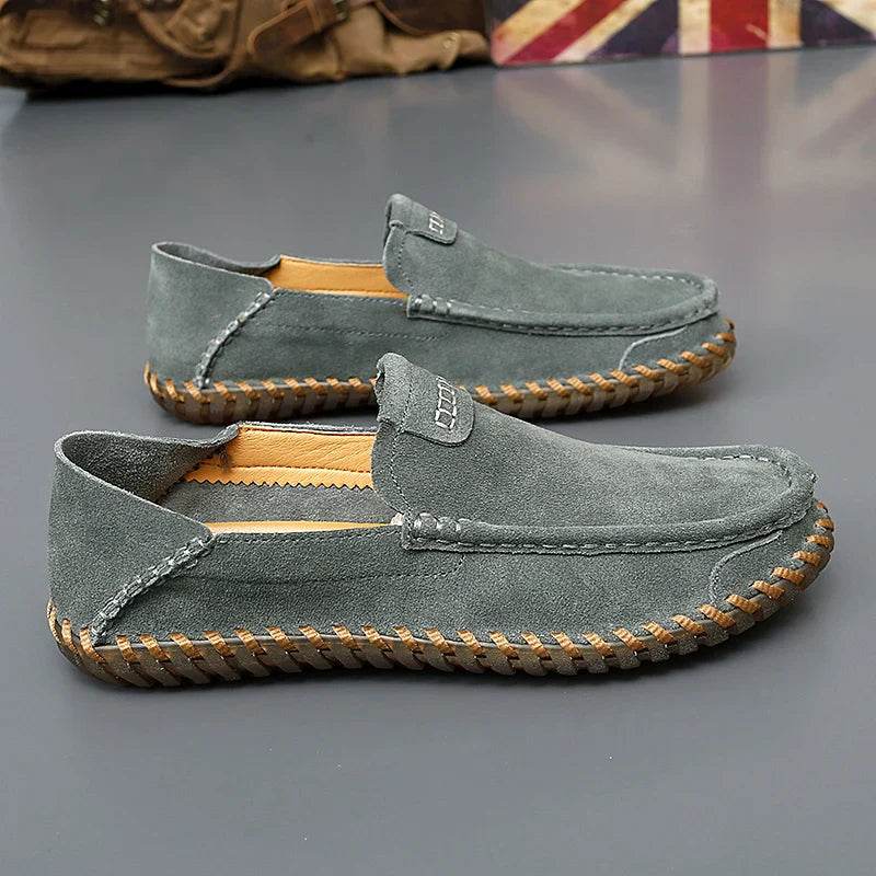 Herren Slipper aus Wildleder - Bequeme Freizeitschuhe zum Hineinschlüpfen