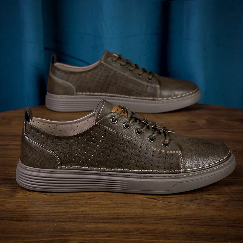 Herren-Leder-Oxford-Schuhe mit perforiertem Obermaterial und Schnürsenkeln