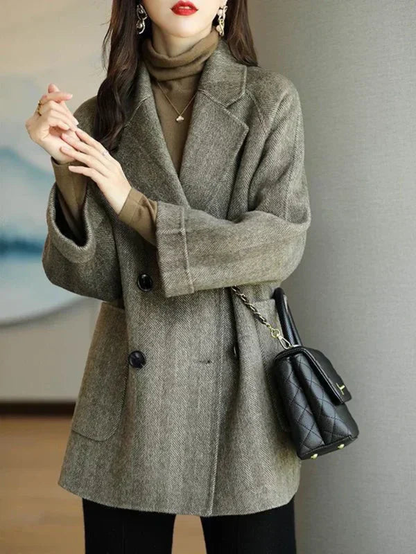 Averie - Eleganter Kurzmantel