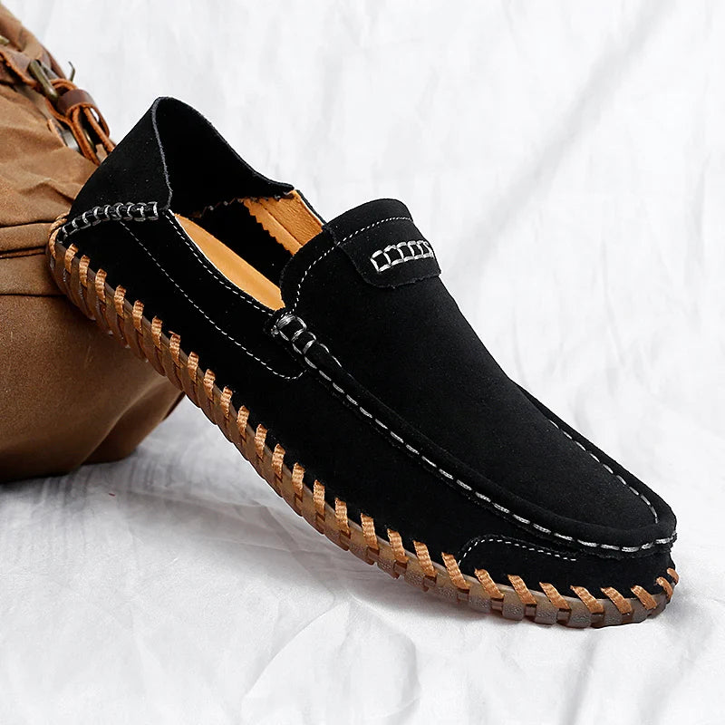 Herren Slipper aus Wildleder - Bequeme Freizeitschuhe zum Hineinschlüpfen