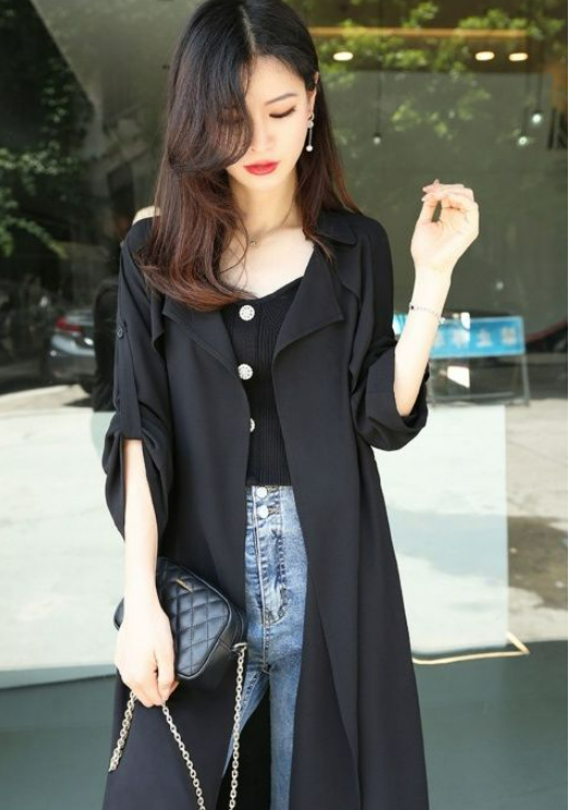 Eleganter Trenchcoat für Damen mit Gürtel